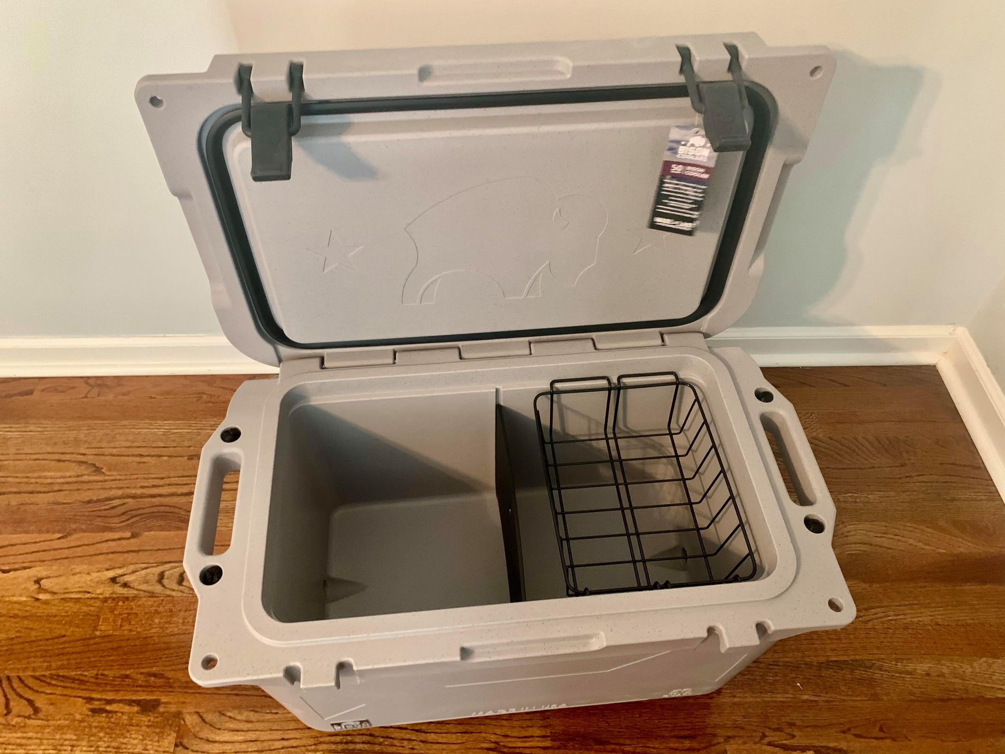 GSL Branded Cooler 50qt - Image 4